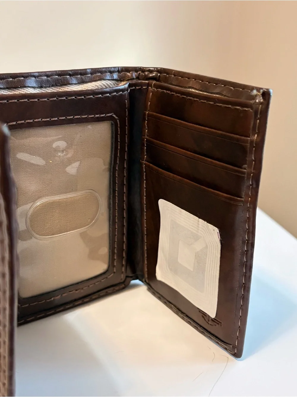 Dockers Trifold Brown Leather Wallet Card Money Holder, Gift NWT